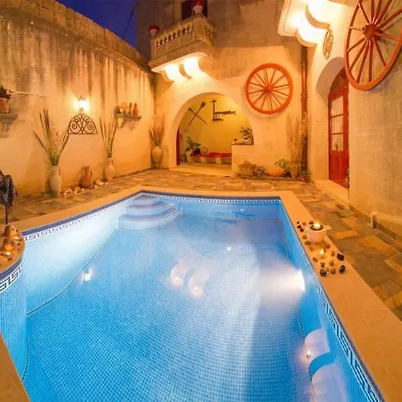 Ta' Marie Farmhouse Villa *